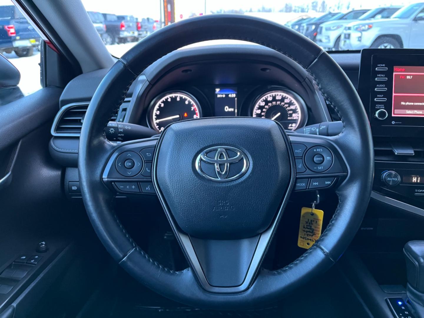 2021 RED /black leather TOYOTA CAMRY SE (4T1G11AK2MU) with an 2.5L engine, Automatic transmission, located at 1960 Industrial Drive, Wasilla, 99654, (907) 274-2277, 61.573475, -149.400146 - Photo#12